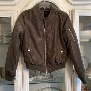 Forever 21 olive green satin Jacket size Small